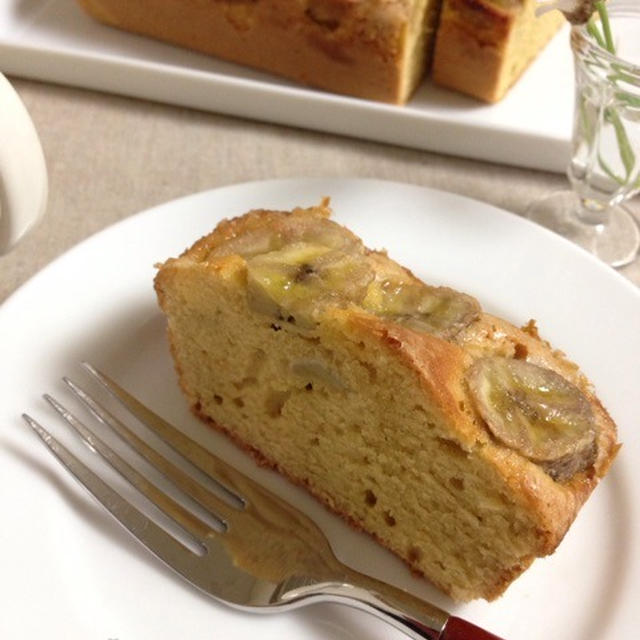とろ りカリカリ シュガーバナナトップのケーキとさつまいもケーキw By Naocoさん レシピブログ 料理ブログのレシピ満載