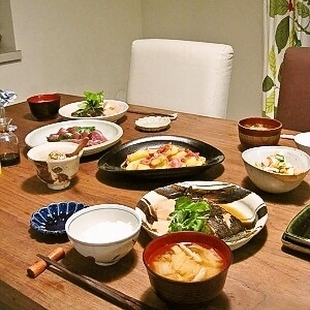カレイの煮付け、鰹のお刺身など