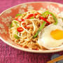 エスニックな焼きうどん　ちょっとガバオ風