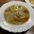 白菜とパンのイタリア風スープ