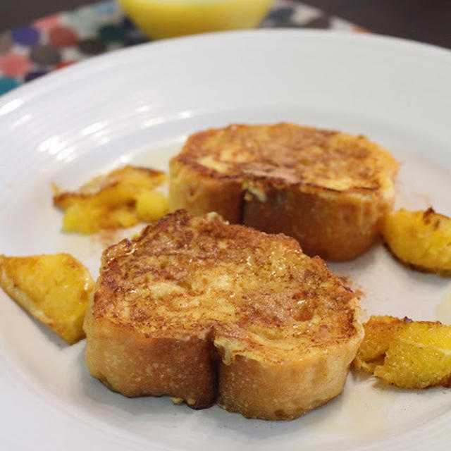 週末ブランチ：オレンジ風味のフレンチトースト