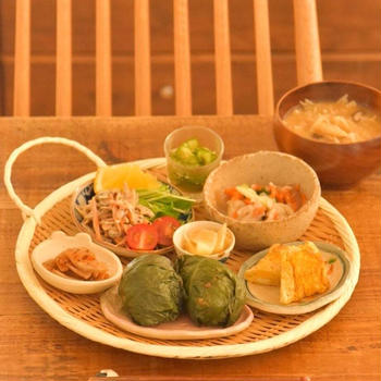 めはり寿司と小鉢ちょこちょこ和食ごはん