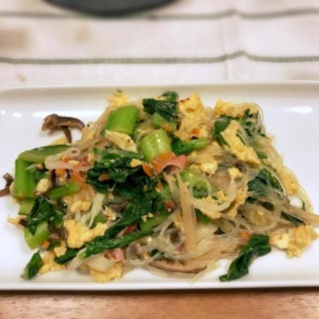 菜花とカニカマと卵の塩チャプチェ（モランボン韓の食菜塩チャプチェ）