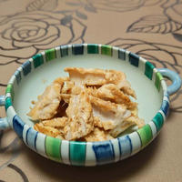 ヤゲン軟骨のおつまみとクッキー