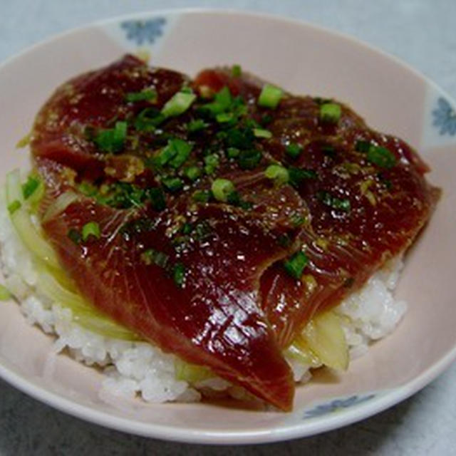 かつおの漬け丼