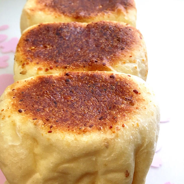 子ども服ブランシェス様の食育レシピ公開！フライパンで簡単に作れるゴマチーズミニ食パンレシピ