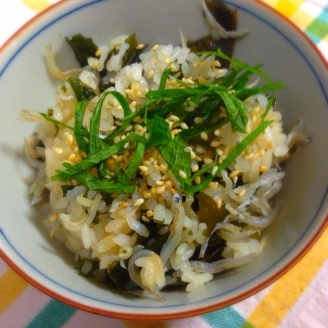 じゃことワカメの混ぜご飯