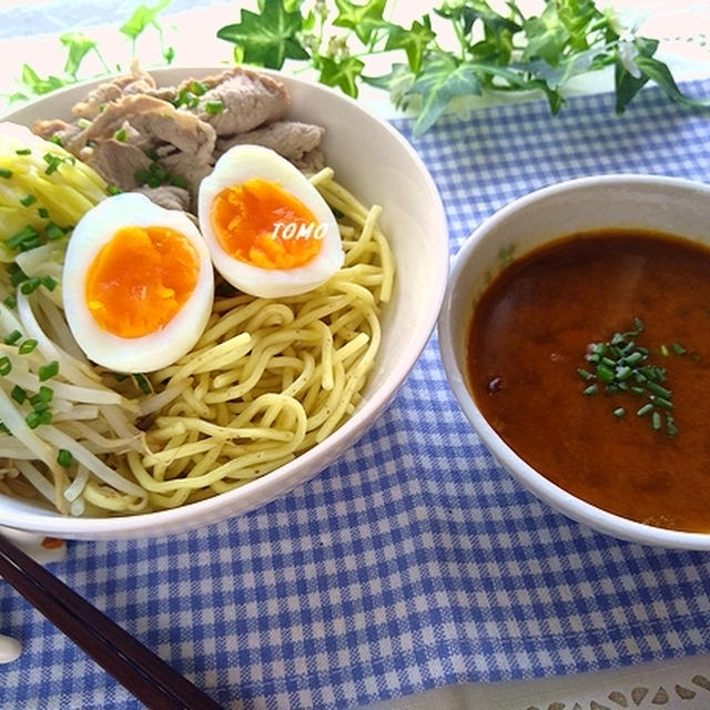 ちょい足しで♪レトルトカレーで！カレーつけ麺　　そして　お知らせ