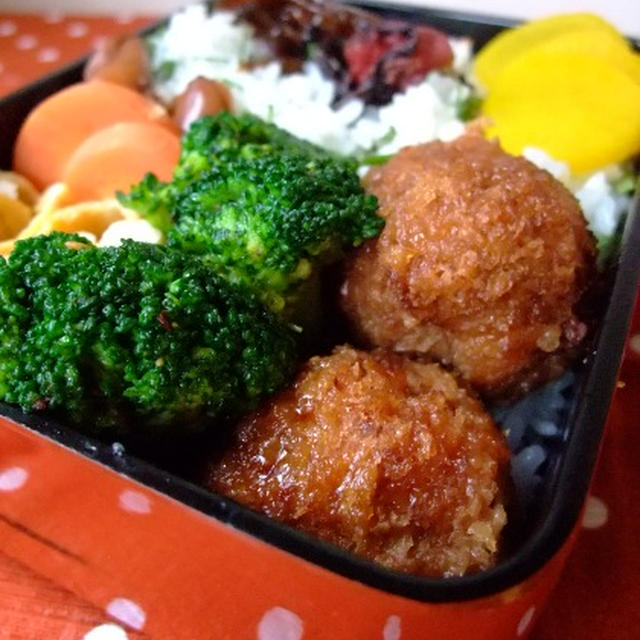 まんまるバーグのお弁当。