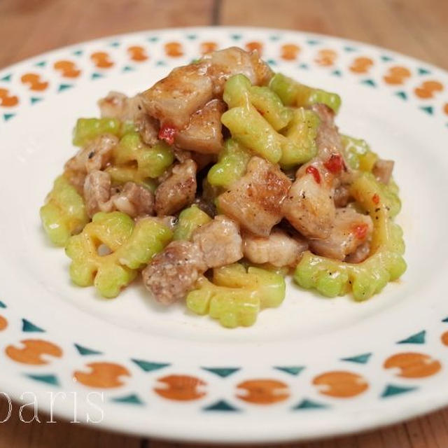 甘辛でごはんが進む。豚肉とゴーヤのスイートチリレモン炒め