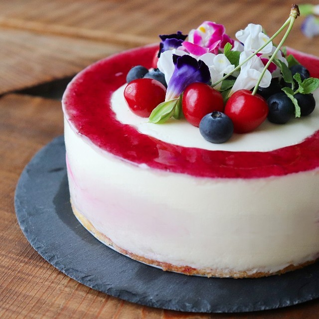 さっぱりふんわり思い出のレアチーズケーキ 