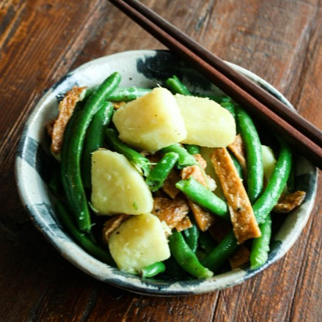 Satsuma Potato and Green Bean Stir-fryさつま芋インゲン炒めと、刺し子。
