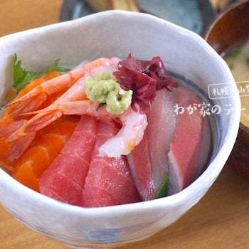 パパッと作った「海鮮丼」で手軽なランチ