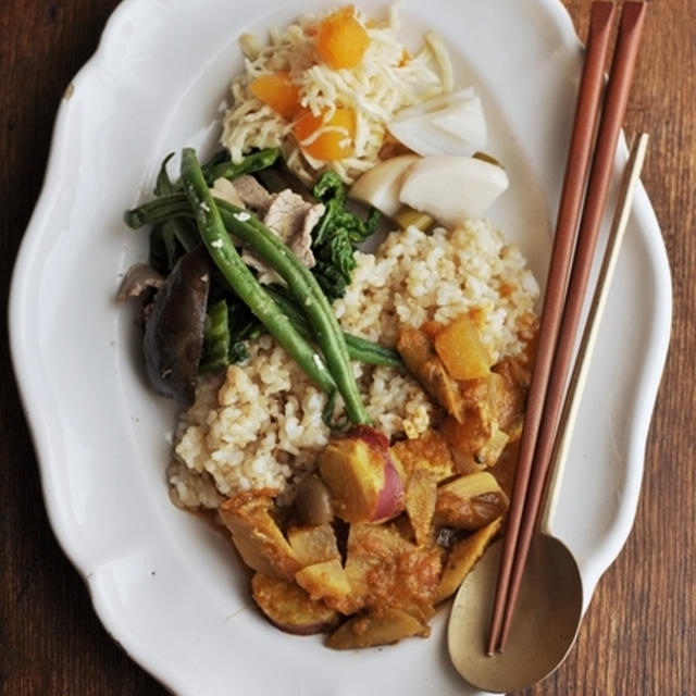 野菜たっぷりプレート ◆ 和風インドカレーとおかずプレート