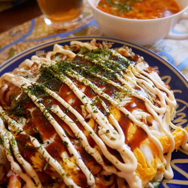 辛ラーメンのモダン焼き風