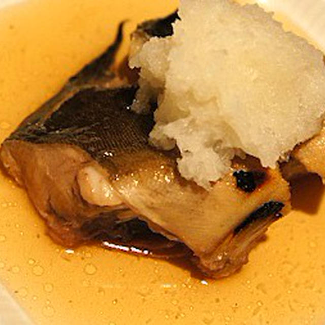 ほっけを２種の味わいで、炙りほっけの煮付、ほっけの塩焼き、レタスとキュウリのお浸し
