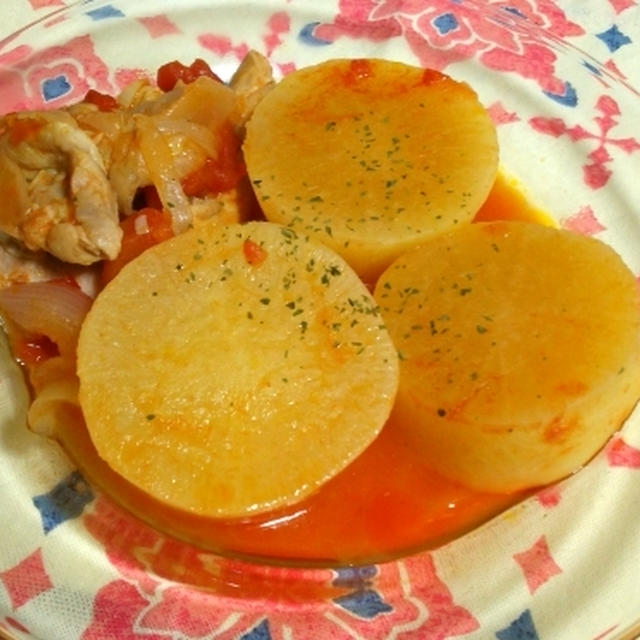 大根と鶏肉のトマト煮込み