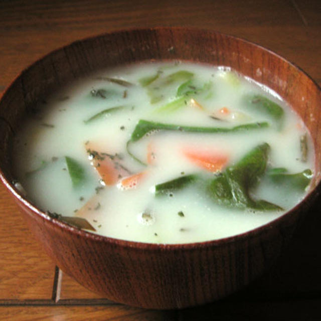 大葉豆乳スープ