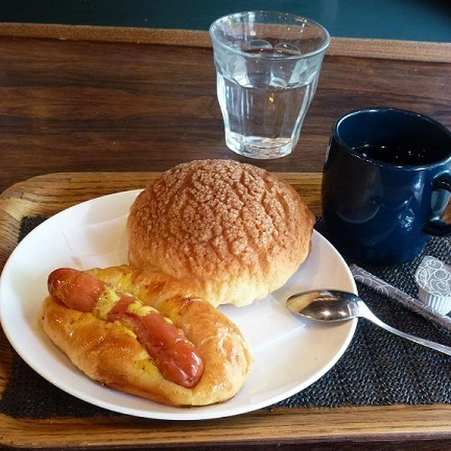 蚤の市散策後は、ナガタパンでランチ♪