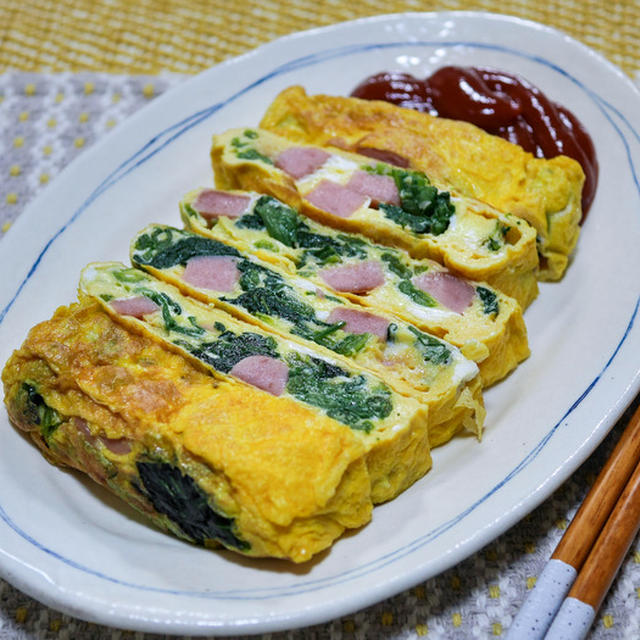 ほうれん草とポールウインナーの玉子焼き（バター風味）