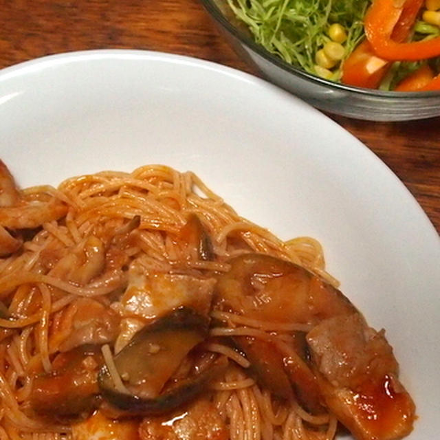 鶏肉とナスのトマトスパ