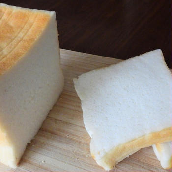 『ふわふわっ！理想の米粉100%食パン１斤』| グルテンフリーパン｜米粉食パン一斤