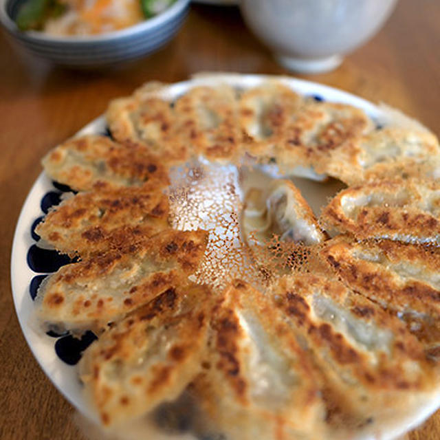博多餃子と、諸々ご飯