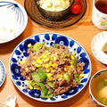 夏にピッタリ簡単にできるスタミナ炒め♬牛小間のガリバタコーン定食