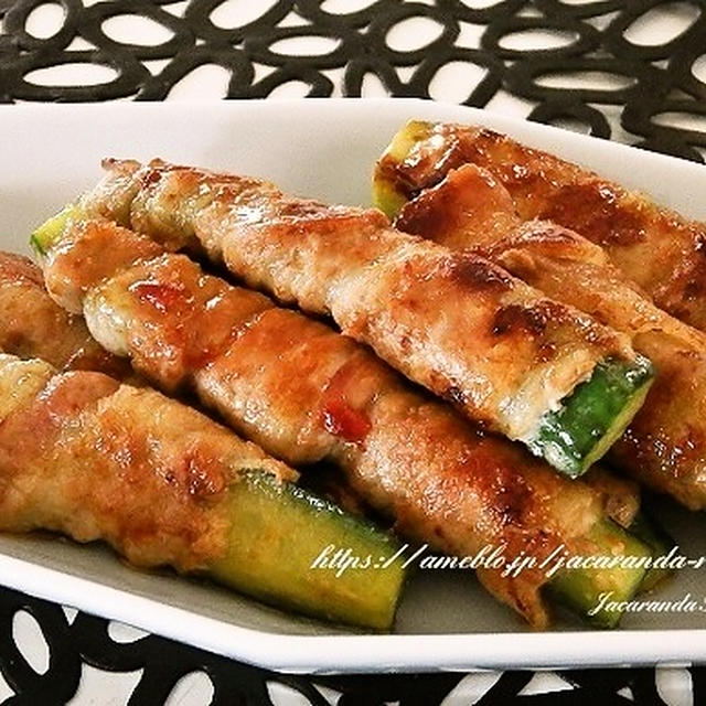 ご飯が進む☆【キュウリの肉巻き☆ピリ辛照り焼き】