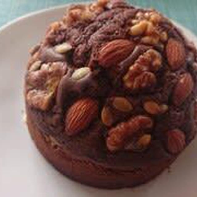 木の実のチョコケーキ