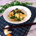 ご飯が進む♪フライパンで簡単！小松菜と鶏胸肉のキムチ炒め