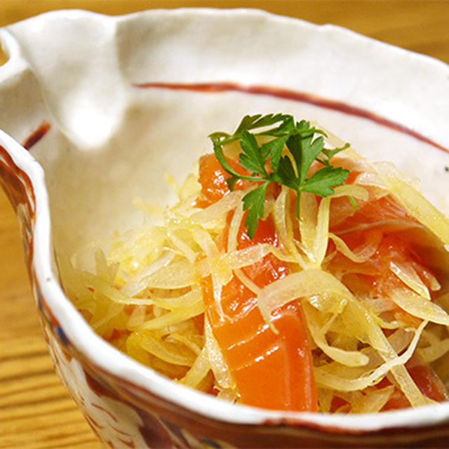 昆布〆サーモンと玉ねぎのピリピリ和え