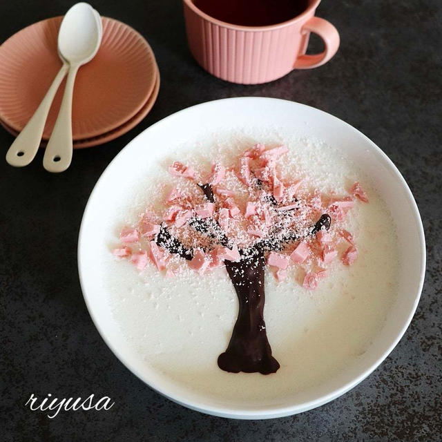 【レンジで簡単】パンナコッタ風♩桜さくさくミルクプリン
