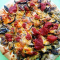 黒にんにく完成 ～ 茄子とアンチョビのピザ