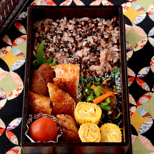 【今日のおべんと】鶏のしょうが焼き弁当