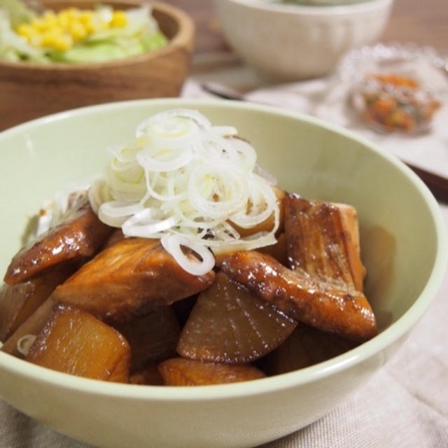 【掲載のお知らせ】こってり味がたまらない♪「鮭×バター」の秋おかず