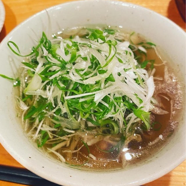 広島で1番おいしいテールスープ