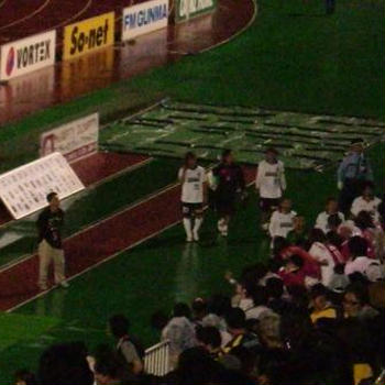 草津♪良いとこぉ～♪一度はぁ～♪おいでぇ～♪よっこいしょ♪　⑤