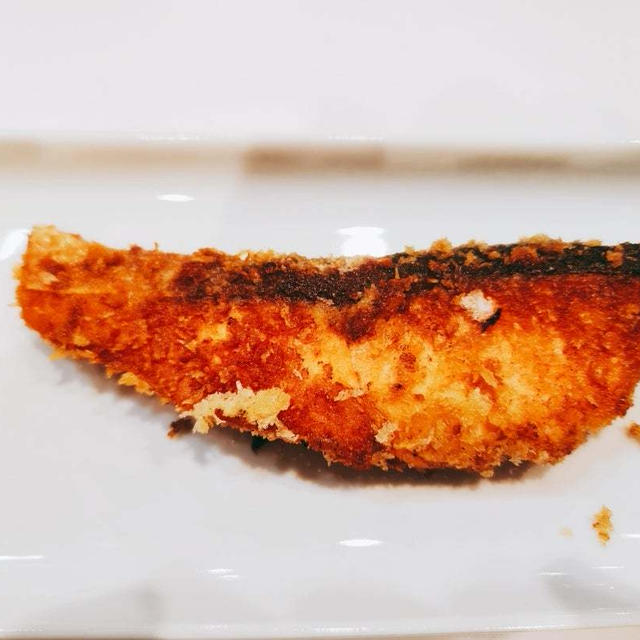 【レシピ】フライパンで簡単♡鮭のパン粉焼き