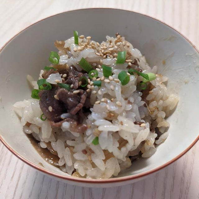 【牛肉とごぼうのしぐれ煮の混ぜご飯】昨日は親戚が集まりました。今年のあなたの運勢は・・？