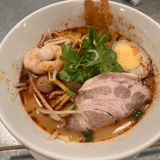 撮影日の外ランチ。