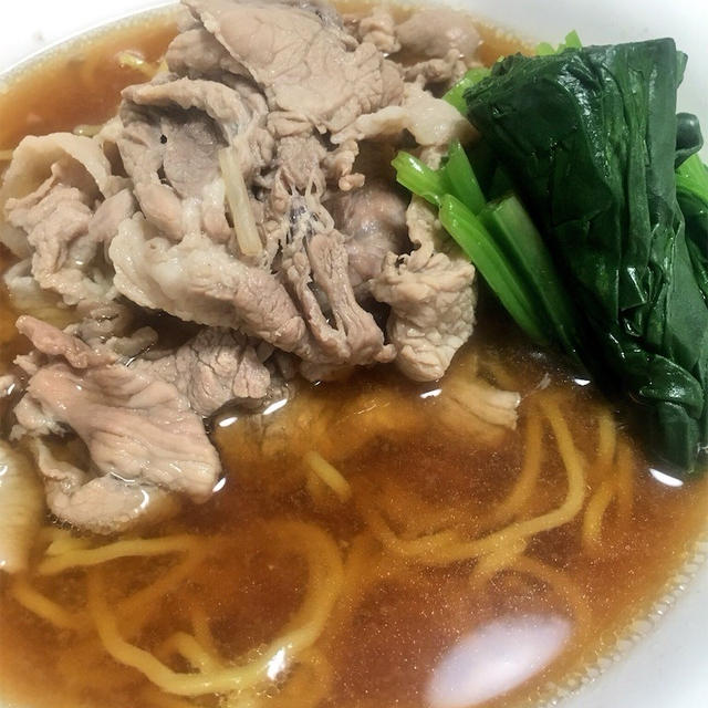 アゴ出汁醤油ラーメン