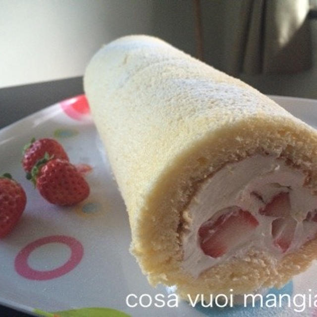 ＋イチゴのロールケーキ＋
