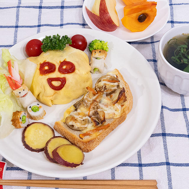 娘っち弁当(*´ω｀*)と根菜きんぴらのチーマヨトースト♪