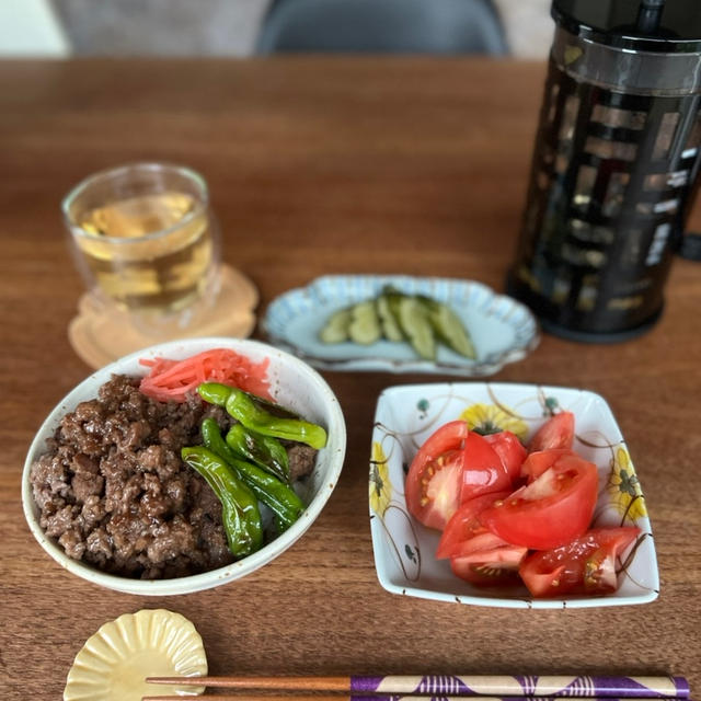 簡単＆アレ入れると超美味しい♡ひき肉丼