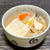 豆腐を食べる豚汁