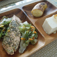 ◇秋鮭と野菜・茎わかめのアクアパッツァ