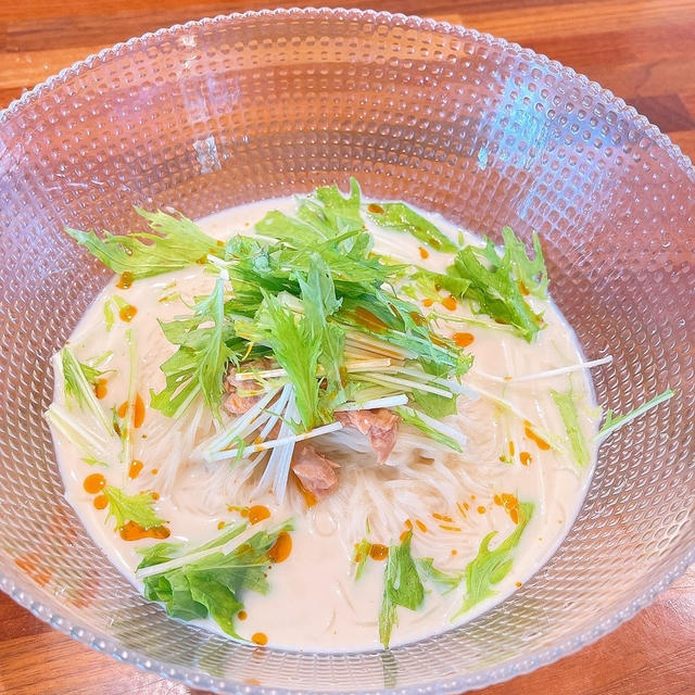ランチは冷やし豆乳ぶっかけそうめんです！！