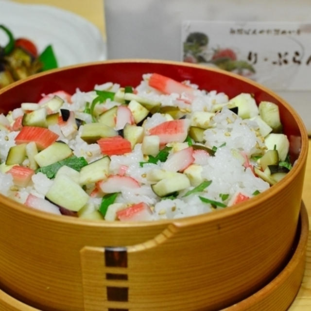 漬け物寿司からあげ弁当
