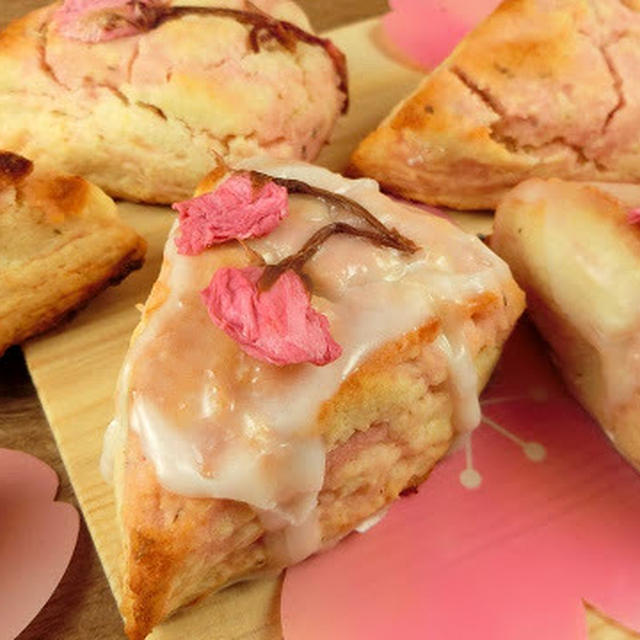 トースターでサクサク！ホットケーキミックス生地の桜スコーンのレシピ